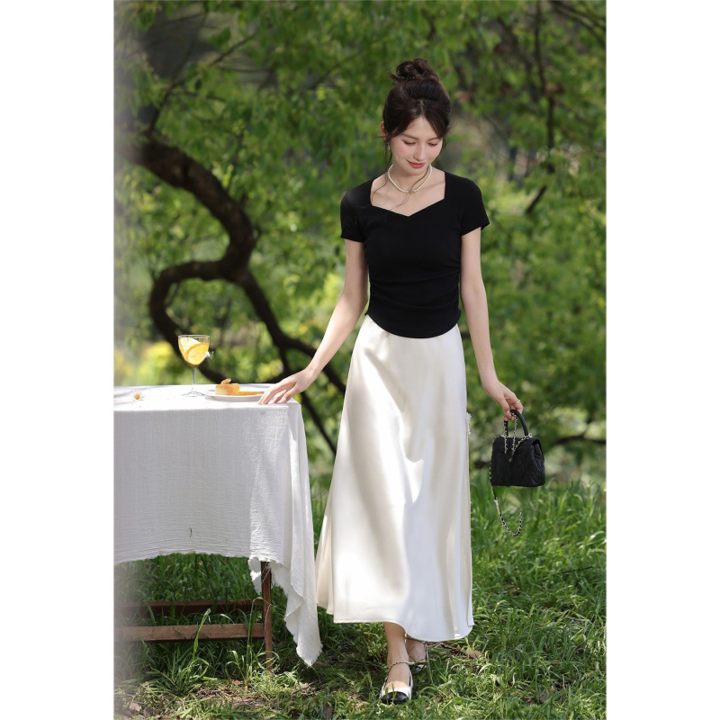 Aprikose boje satin long suknja s franuskog čipke umetkom, lagana ljetna elegancija