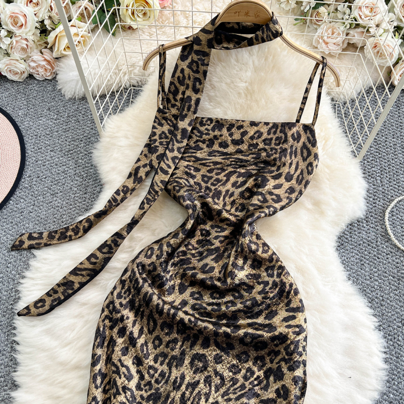 Haljina s leopard uzorkom, otvorena leđa, halter ovratnik, bez rukava, visok struk, duga haljina s fishtail krojem