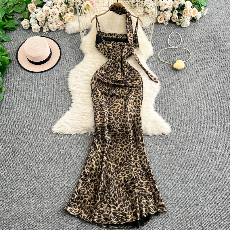Haljina s leopard uzorkom, otvorena leđa, halter ovratnik, bez rukava, visok struk, duga haljina s fishtail krojem