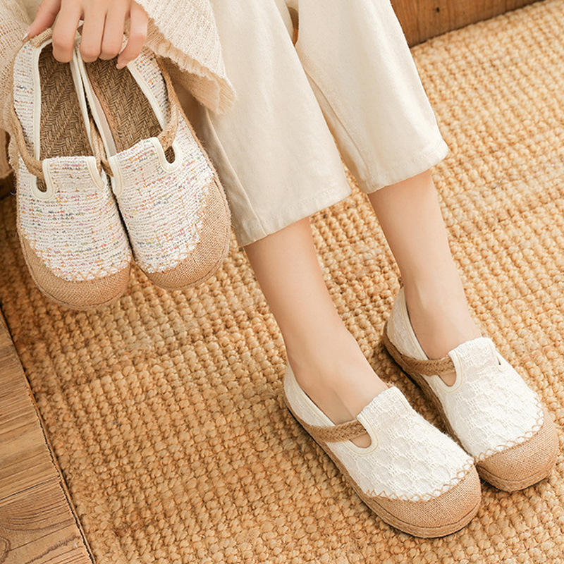 2026 nova Chanel-inspirirana ženska platnena obuća od pamuka i lana, slip-on s malim otvorom, pekinške platnene cipele