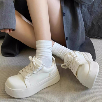 Gu Qixi Mango Toe Meke teleće kože bijele tenisice za žene s debelim potplatom