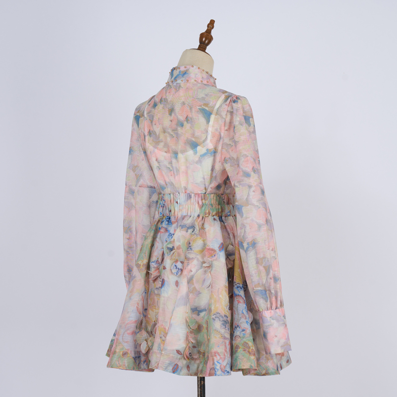 Set bluza u francuskom stilu s visokim ovratnikom i floralnim printom, dugih rukava i suknja s visokim strukom