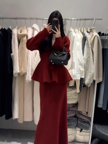 Hepburn stil: vrhunski korejski top i crveni dvodijelni kostim sa suknjom za žene, jesen-zima