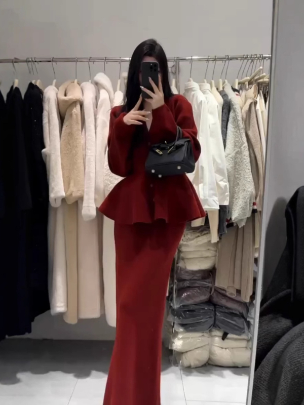 Hepburn stil: vrhunski korejski top i crveni dvodijelni kostim sa suknjom za žene, jesen-zima