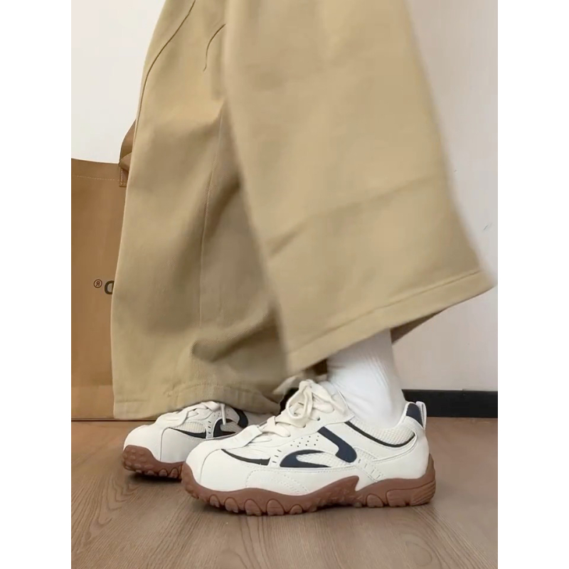 Ženske tenisice za trening s debelim bijelim potplatom, retro stil, model 2026