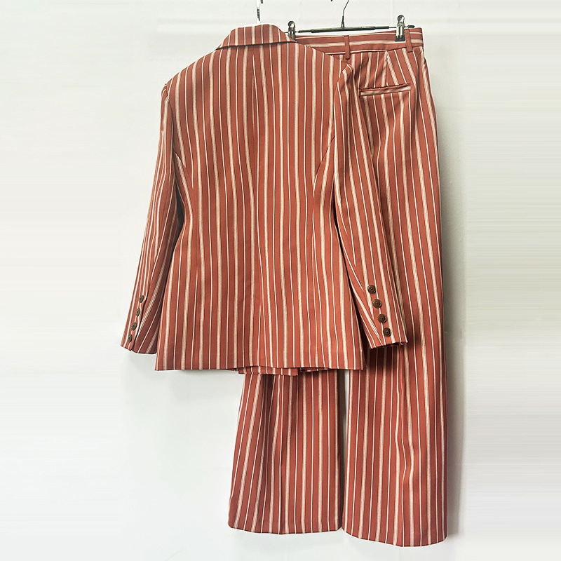 Costum dama cu dungi, model nou 2026, stil european elegant pentru podium, pantaloni drepti, croială slim, set din două piese
