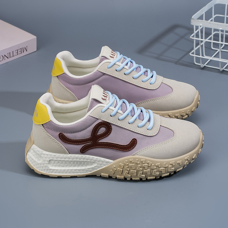 Pantofi de antrenament pentru femei, vară 2025, respirabili, ușori, cu talpă moale, pantofi sport casual, panouri din piele pentru creșterea înălțimii