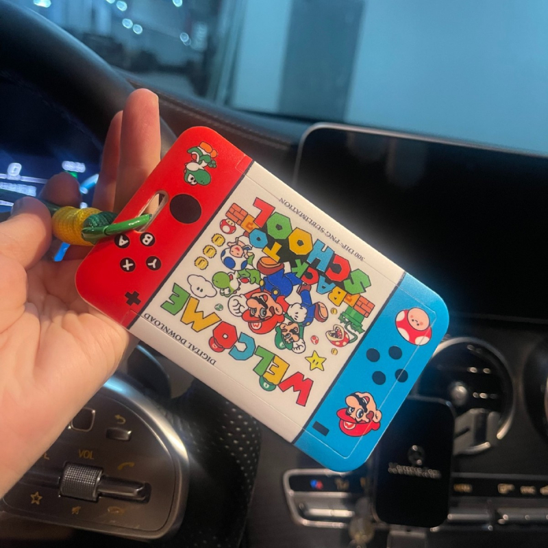 Slatka Mario futrola za kartice: kartica za obrok, studentska/školska iskaznica, kartica pristupa autobusu i metrou, zaštitni omot za osobnu iskaznicu, radna iskaznica