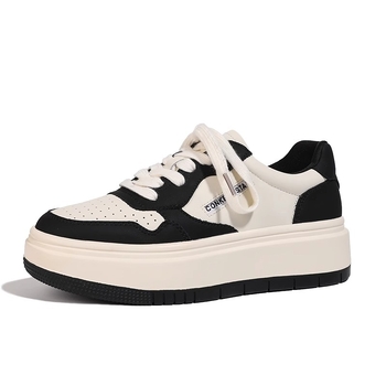 Γυναικεία Panda sneakers από γνήσιο δέρμα, λευκά, με φαρδιά σόλα