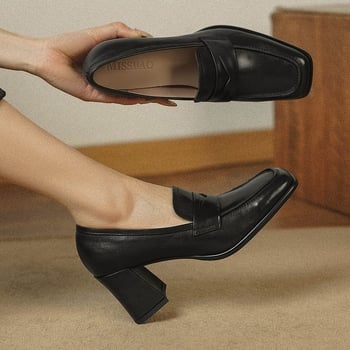 Ženske cipele od teksturirane teleće kože, retro stil, debeli blok potpetica, četvrtasti vrh, slip-on, proljeće 2025