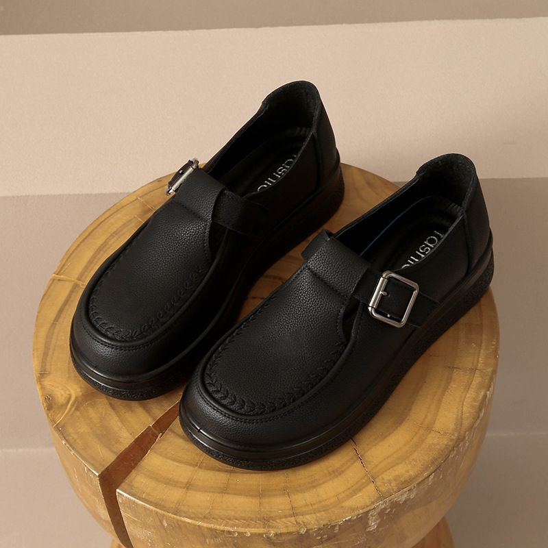 Kožni gornji dio slip-on cipela za srednje i starije žene, proljetno-ljetne casual outdoor obuće, niski potpetica, udobne cipele za mamu