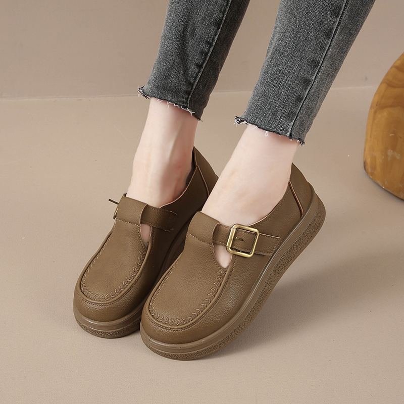 Kožni gornji dio slip-on cipela za srednje i starije žene, proljetno-ljetne casual outdoor obuće, niski potpetica, udobne cipele za mamu