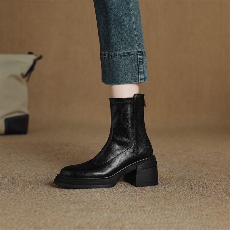 Francia stílusú fekete női bokacsizma őszi–téli, plüss béléssel, magas sarkú, karcsú vonal, vastag talp a magasság növeléséhez, Martin-stílusú csizma