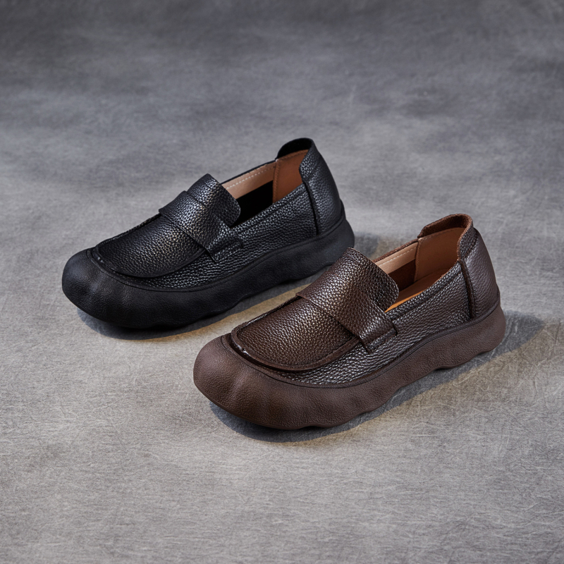 Ženske retro slip-on cipele s mekanim kožnim gornjim dijelom, okrugli vrh, bez podstave, gumena potplat, visina pete 3-5 cm