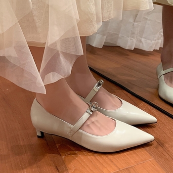 Ženske cipele u francuskome stilu, off-white, okrugli vrh, srednji pet, kaiš s kopčom