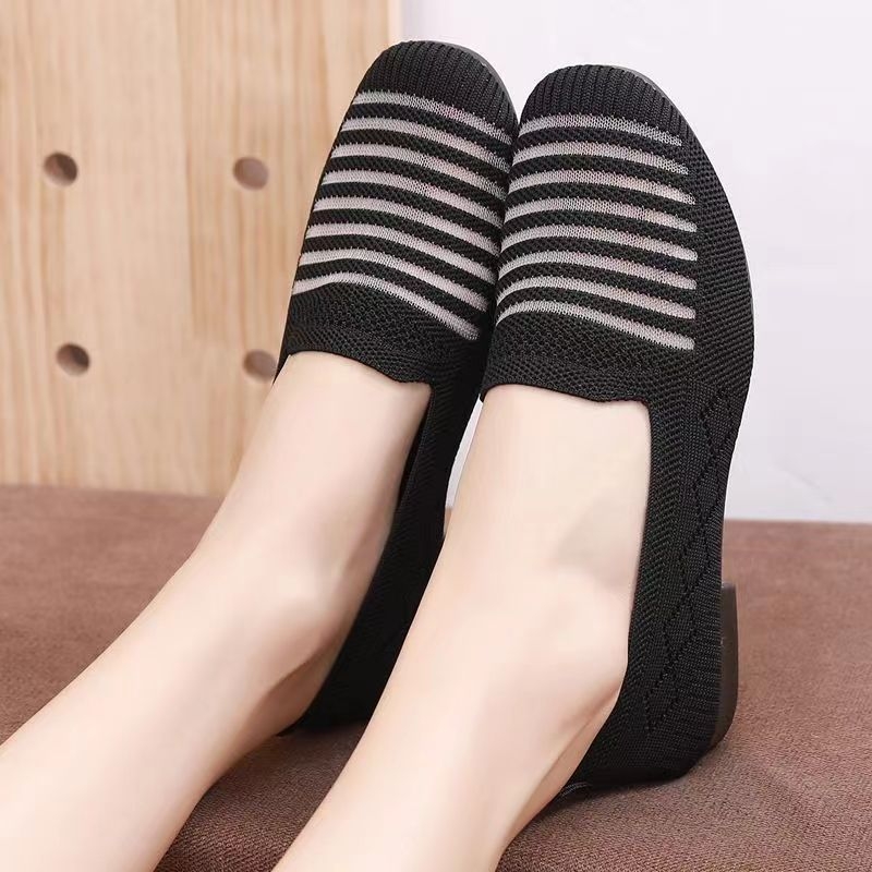 Ženske ljetne slip-on cipele od prozračne mrežaste tkanine, perforirani dizajn, ravna potplata za udoban hod