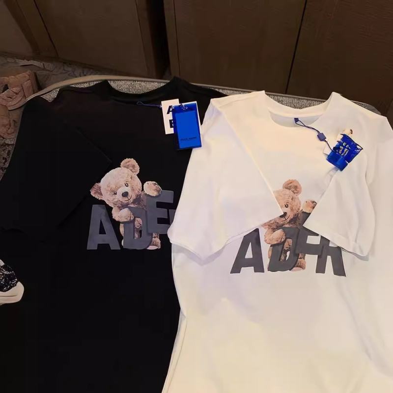 2024 ljetni ženski T-shirt s kratkim rukavima, korejski stil, široki kroj, Harajuku inspiriran, chic Hong Kong stil, okrugli izrez, udoban pulover