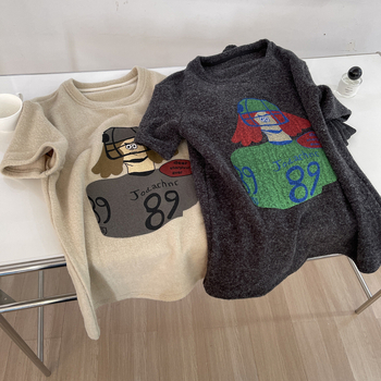 Ženski T‑shirt s kratkim rukavima s printom crtića, unutarnji flis, korejski stil, udoban kroj, proljeće 2025.