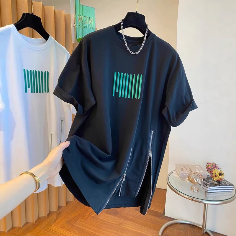 2026 ljeto, oversize ženski T-shirt s kratkim rukavima, zatvarač na donjem rubu i otvor, opuštena silueta, dojam luksuza
