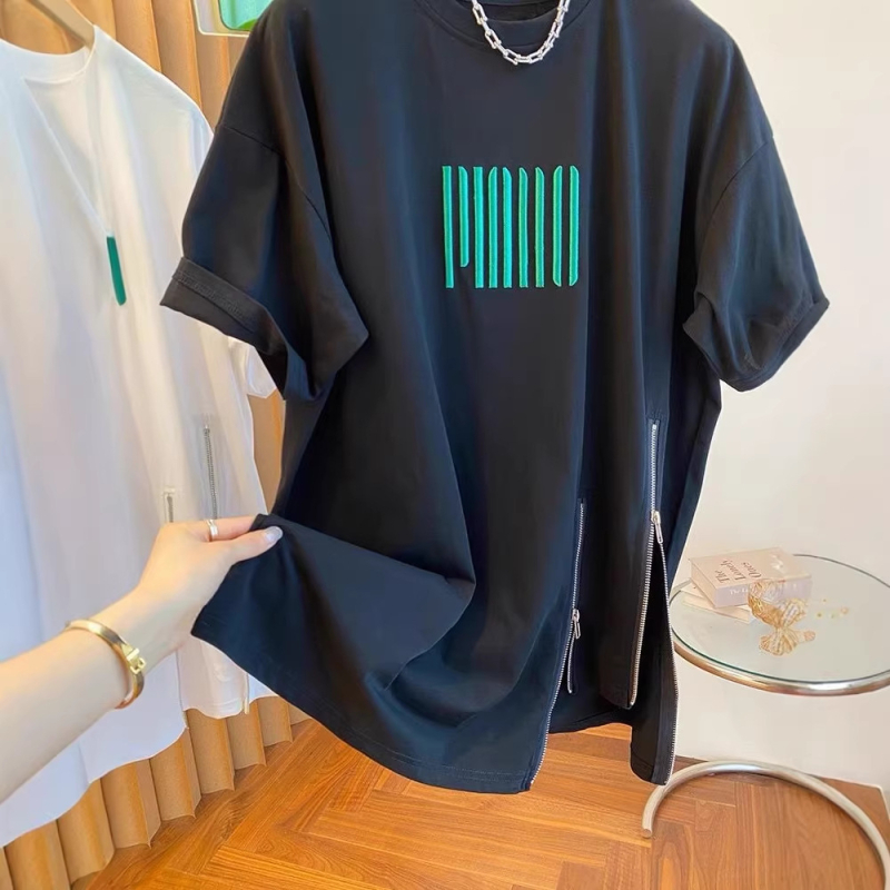 2026 ljeto, oversize ženski T-shirt s kratkim rukavima, zatvarač na donjem rubu i otvor, opuštena silueta, dojam luksuza