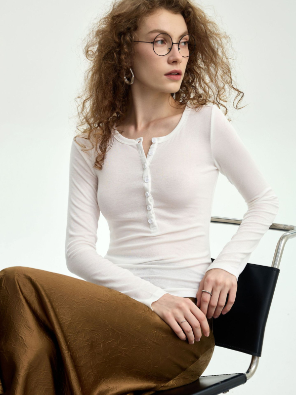 Ženski pleteni top s Henley ovratnikom, od Tencel i vune, slim-fit, dugi rukavi