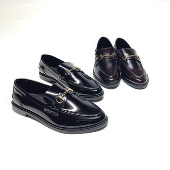 Ženske mokasine s okruglim nosom, slip-on, u britskom stilu, kožne