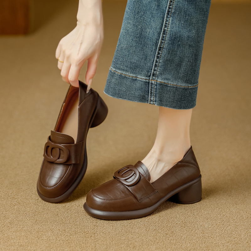 2025 Ženske loafers s debelim i srednjim petom, slip-on, lagane, svestrane, za suknje