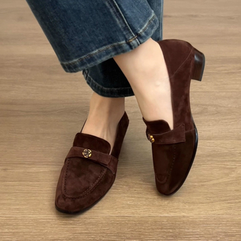 Na lageru: Slip-on mokasine za žene, vintage francuskog stila Melard-inspirirane Camellia, metalna kopča, s debelim petom