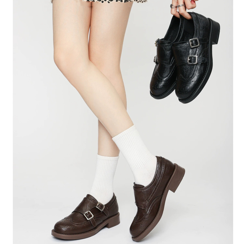 Ženske vintage brogue loaferice s isklesanim uzorkom i kopčom, kožne u britanskom stilu
