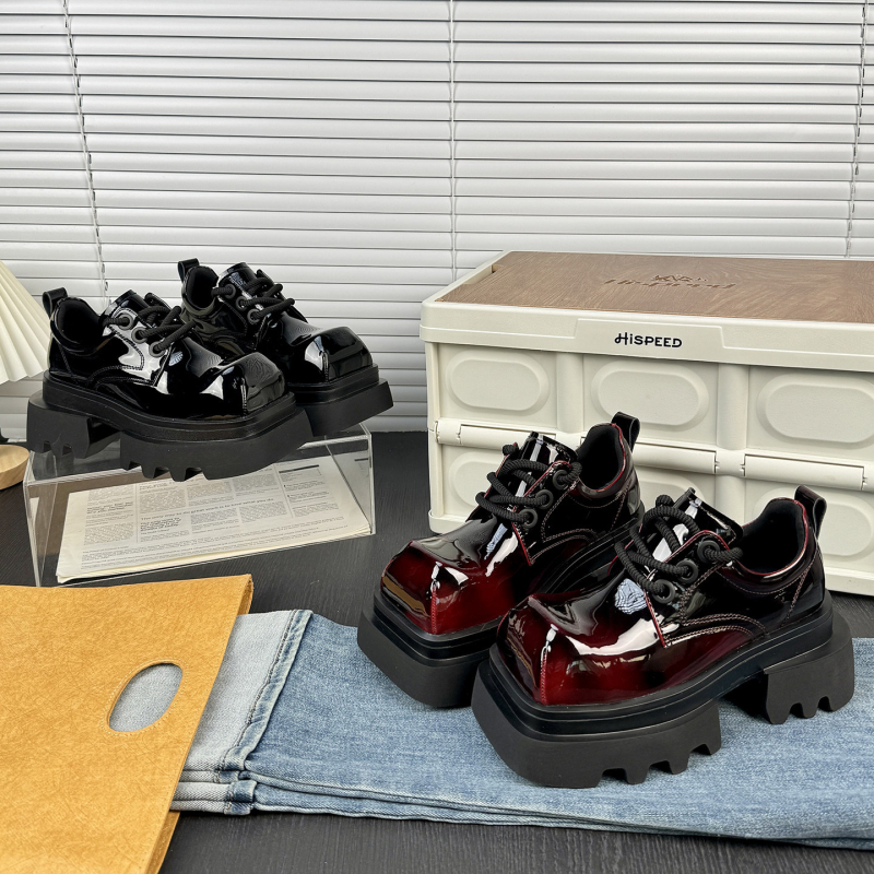 Loaferice s debelim potplatom i kvadratnim nosom, unisex, proljeće 2026, britanski stil, kožne cipele