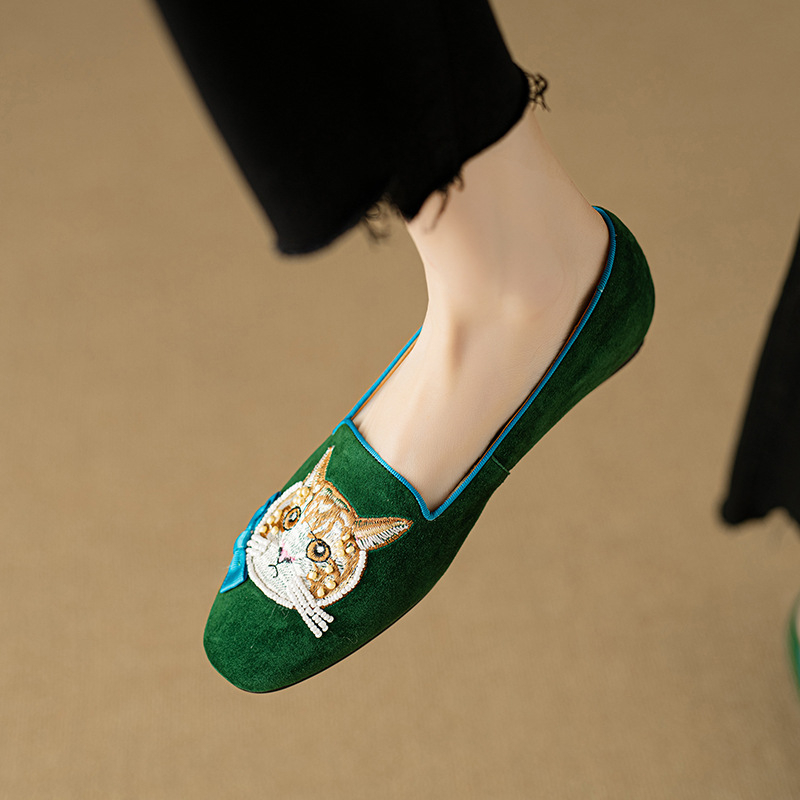 Ženske ravne cipele s kineskim stilom, ukrašene perlicama, slip-on loafer, niski vamp