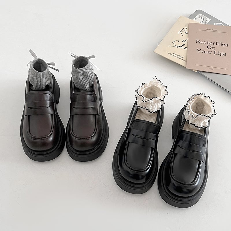 Crne ženske Mary Jane loaferice s debelim potplatom, britanski retro stil