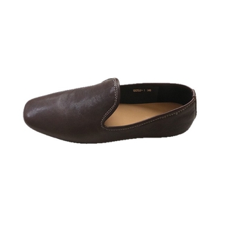Loafers od kože prvog sloja, minimalistično retro stil, ravna potplata, udobne i prozračne, upijaju znoj