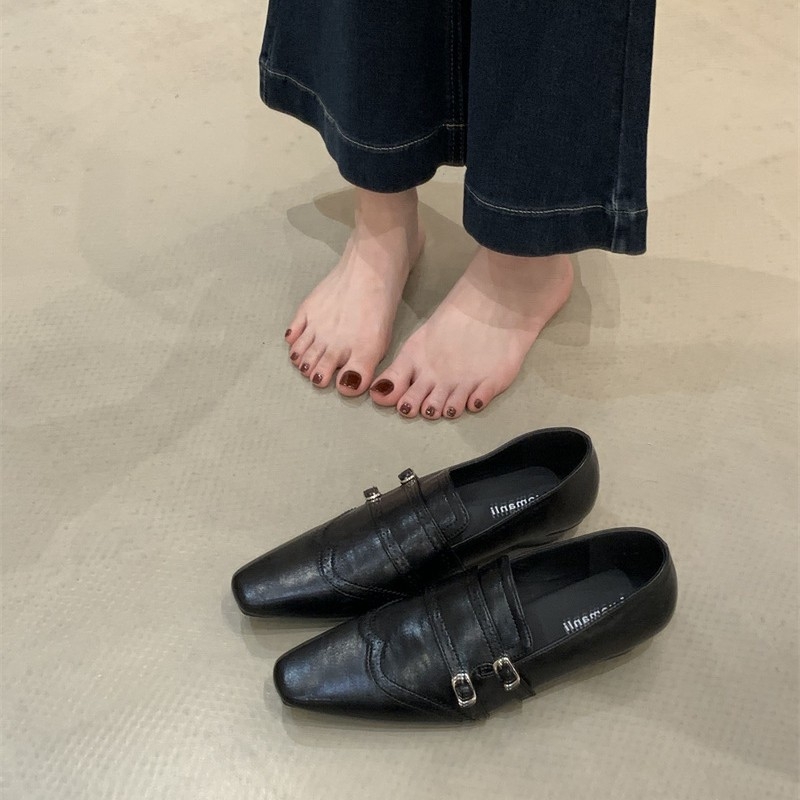 Retro ženske loaferice s četvrtastim vrhom, niski pet, slip-on, jesen 2025, francusko-britanski stil