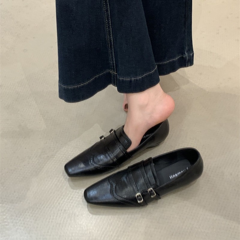 Retro ženske loaferice s četvrtastim vrhom, niski pet, slip-on, jesen 2025, francusko-britanski stil