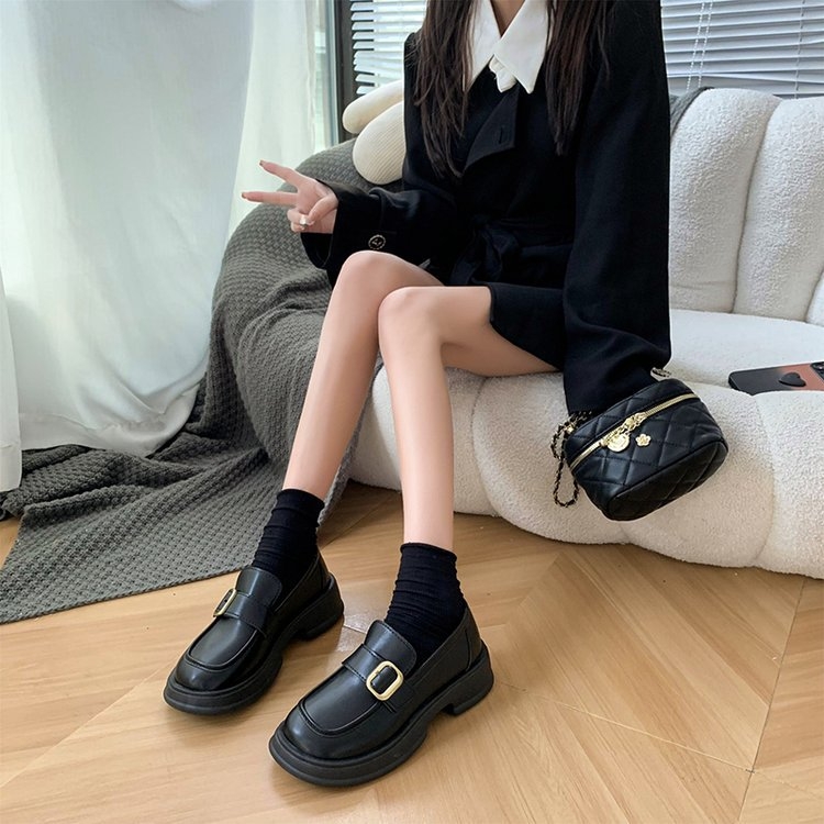Női bőr loafer cipők, 2025-ös új modell, retro brit stílus, vastag sarok, slip-on, mindennapi viselet diákoknak