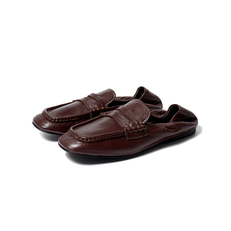Loafers od kože s biljnim tanjenjem, britanski stil, osnovni i svestrani, četvrtasti nos, za žene, jesen 2025
