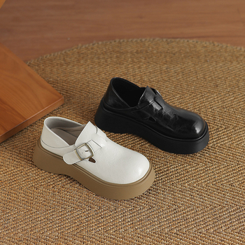 Vastag talpú wedge loafers, puha felsőrész, platformtalp, középmagas sarok, női bőrcipő brit stílusban, kétirányú viselés, mély kivágás