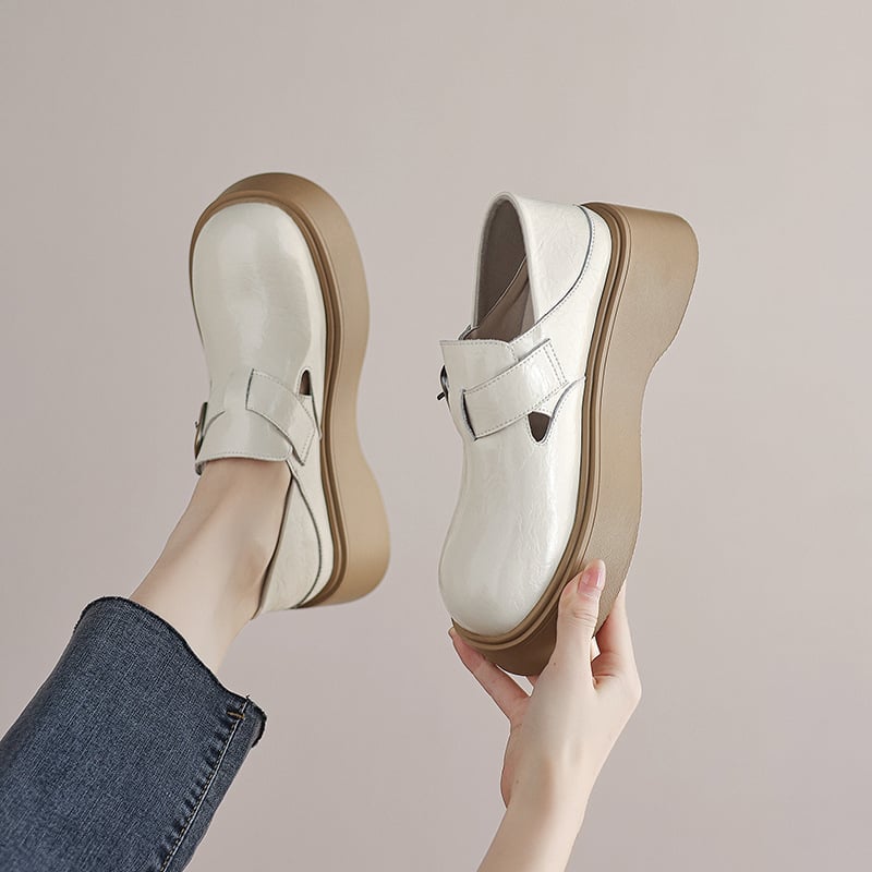 Vastag talpú wedge loafers, puha felsőrész, platformtalp, középmagas sarok, női bőrcipő brit stílusban, kétirányú viselés, mély kivágás