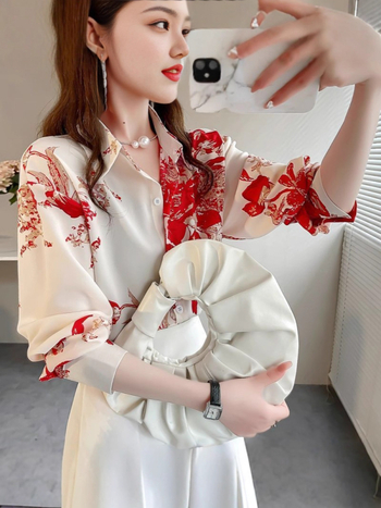 Női középhosszú poloing nyomott mintával, francia ihletésű elegancia, polo gallér, 2025 tavasz