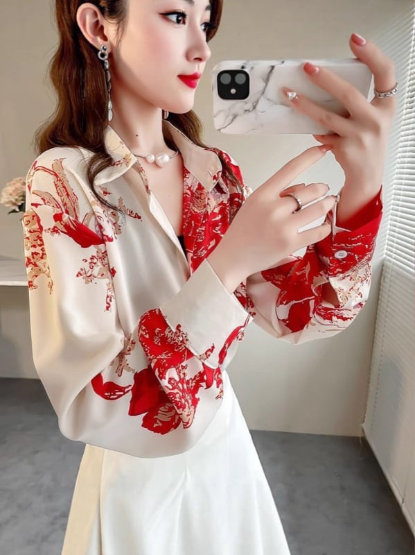 Női középhosszú poloing nyomott mintával, francia ihletésű elegancia, polo gallér, 2025 tavasz