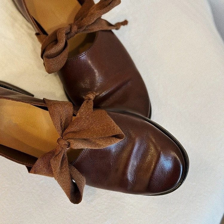 Γυναικείοι δερμάτινοι loafers από δέρμα αγελάδας με φιόγκο, ρετρό βρετανικό στυλ, χαμηλό τακούνι, βαθύ ντεκολτέ, δερμάτινα παπούτσια για την άνοιξη