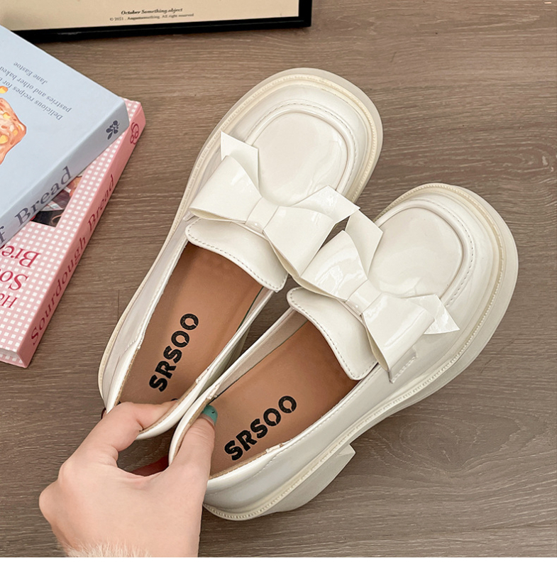 Crne Mary Jane cipele s debelim petom i debelom potplatom, ženske kožne slip-on loaferice, novi model 2025 za proljeće i jesen.