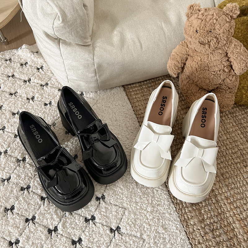 Crne Mary Jane cipele s debelim petom i debelom potplatom, ženske kožne slip-on loaferice, novi model 2025 za proljeće i jesen.