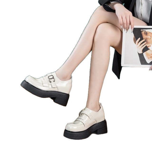 Ženske kožne loaferice s debelim đonom za povećanje visine, crne, britanski stil