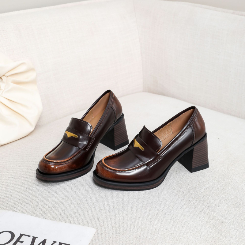 Verzija od prave kože, slip-on loaferice s okruglim vrhom i debelom petom, ženske loafers u britskom stilu