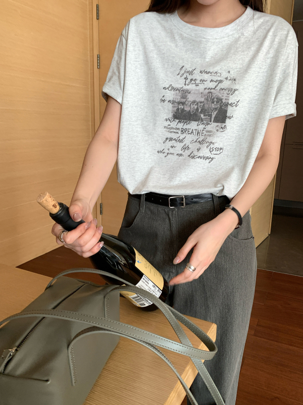 DT Etolie vintage betűnyomatú rövid ujjú felső nőknek, laza szabás, kerek nyakú, retro-casual stílus