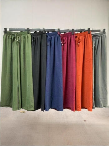 Ljetne hlače visokog struka, opuštenog kroja, plus veličina, jednobojne boje, elastični pojas, široke nogavice, culotte stil