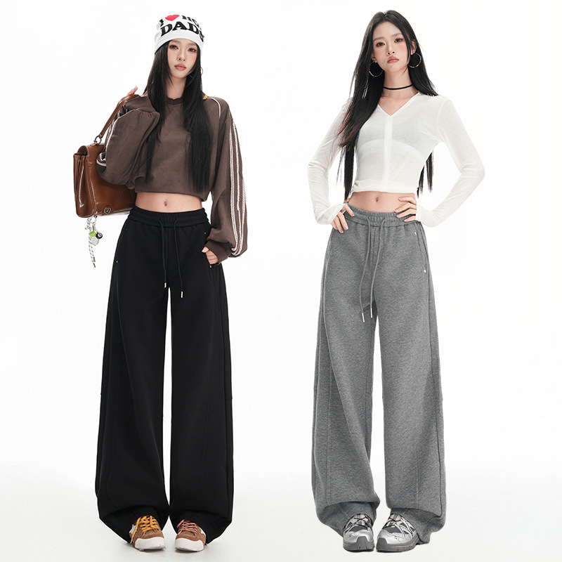 Crne ženske pantalone širokog kroja, visokim strukom, ležernog pravog kroja, sportsko-casual hlače za jesen-zimu 2025