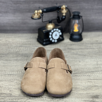 Γυναικεία παπούτσια σε στυλ Birkenstock για άνοιξη και φθινόπωρο, με κλειστό άκρο, δερμάτινα με μαλακή σόλα, καθημερινά και ευέλικτα, έμπνευση από κολλέγιο και δάσος